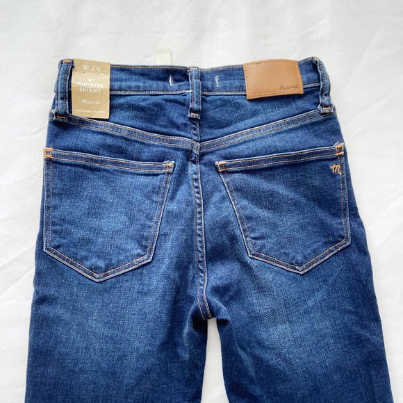 NWT Madewell 9” Mid Rise Dark Blue Classic 5 Pocket Skinny Cotton Blend Jeans 24 - Picture 4 of 12